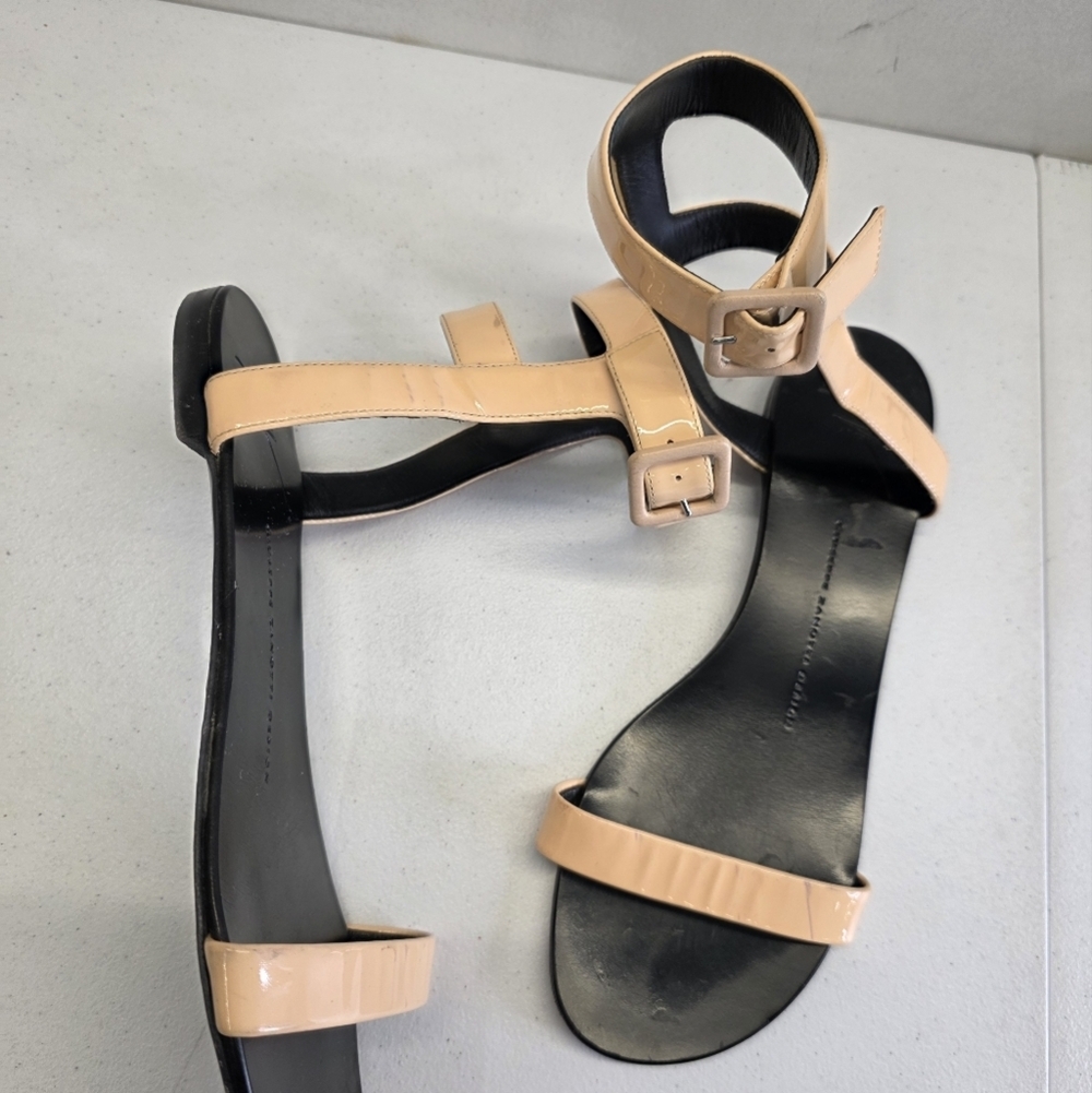 Giuseppe Zanotti patent leather gladiator flat sandals
